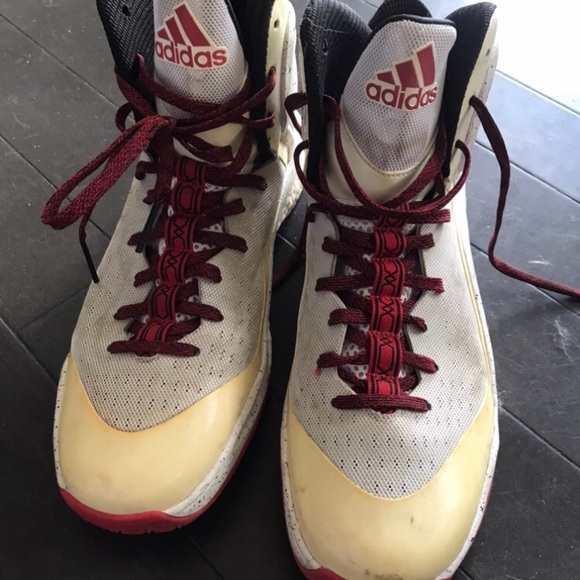 Adidas D Rose 5 Boost Basketball Sneakers 10 - Picture 3 of 8